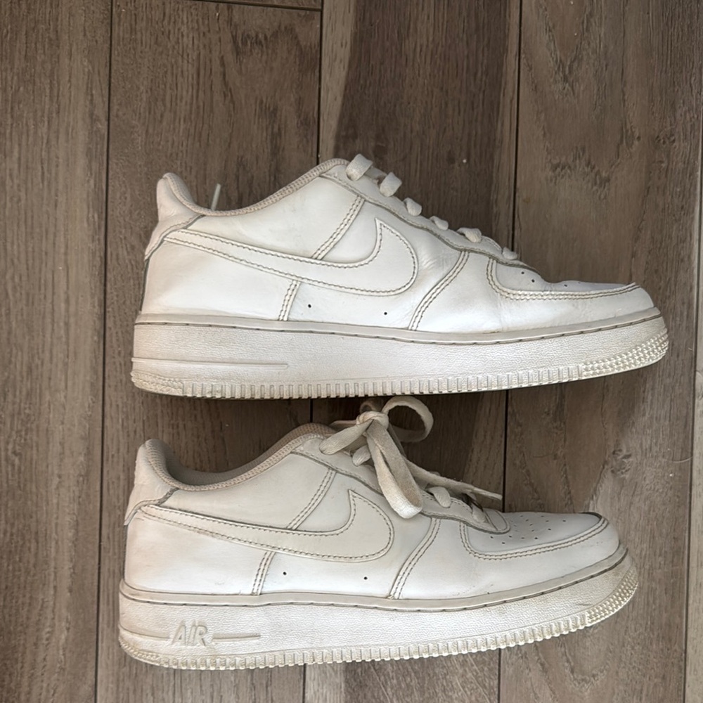 Nike Air Force 1 White Sneakers